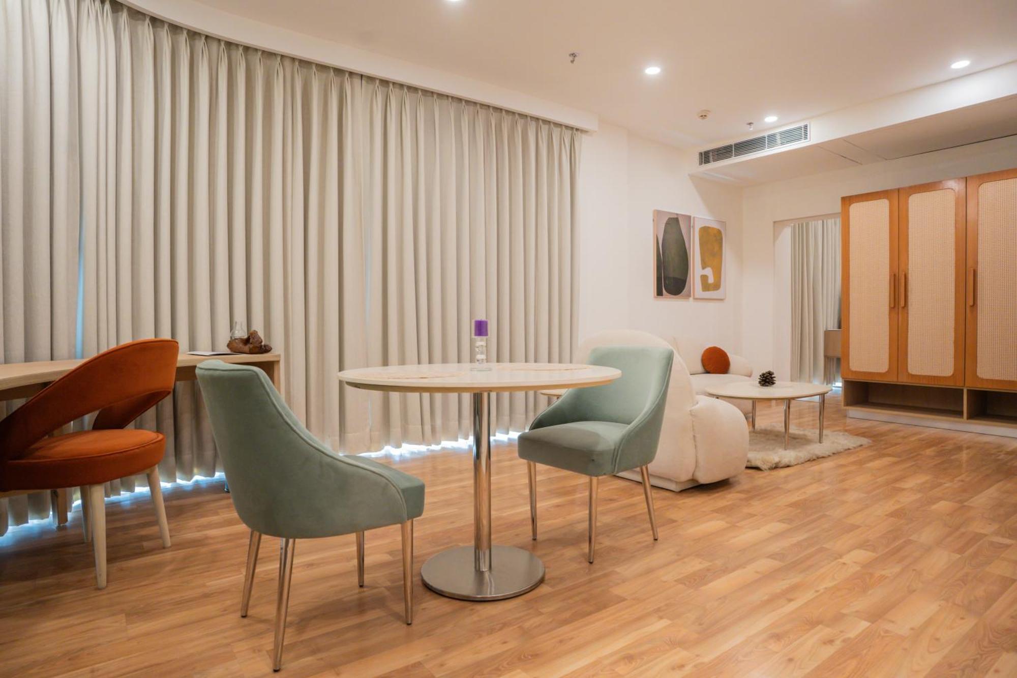 Ar Suites Klj Square คูร์เคาน์ ภายนอก รูปภาพ
