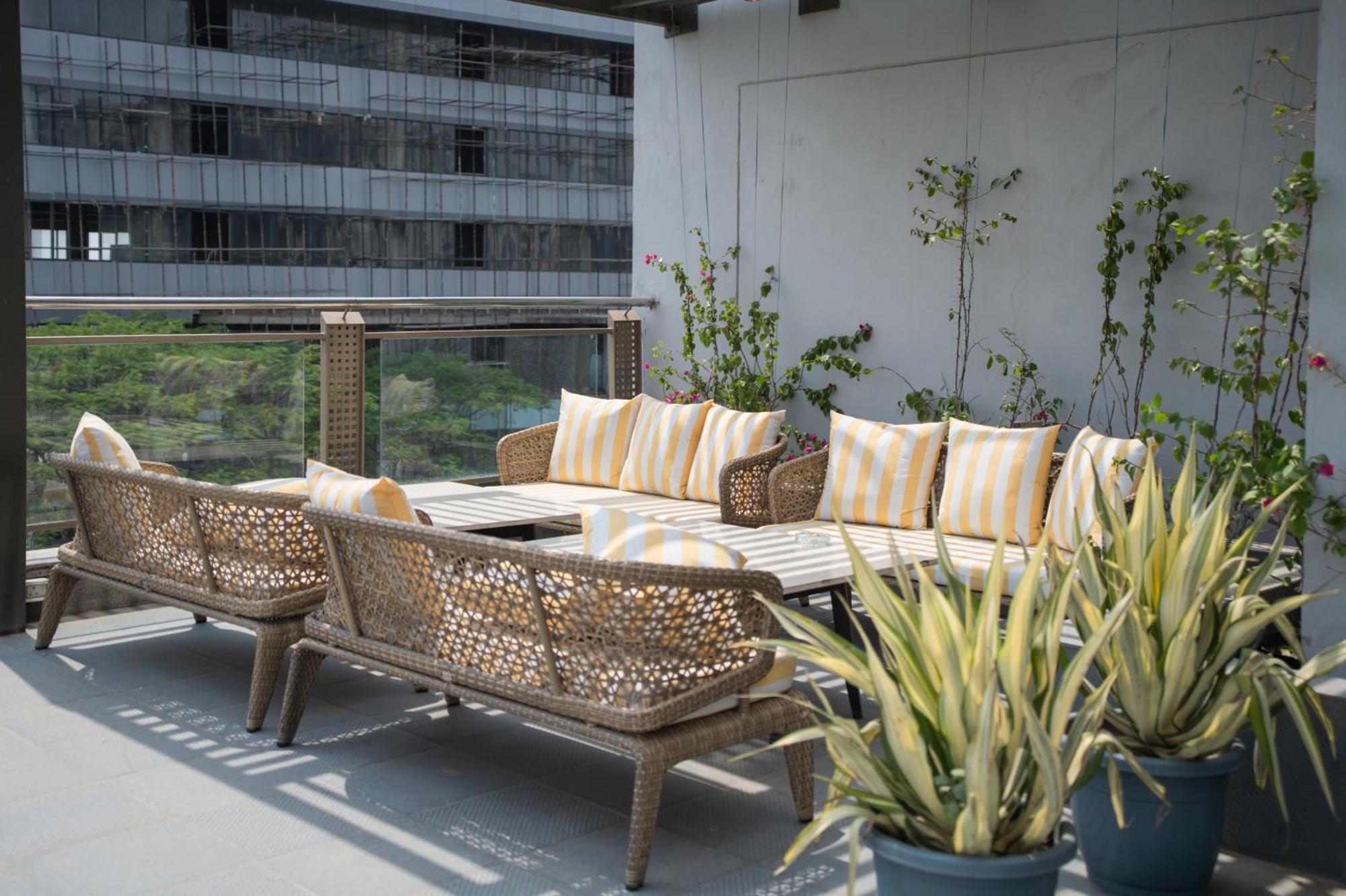 Ar Suites Klj Square คูร์เคาน์ ภายนอก รูปภาพ
