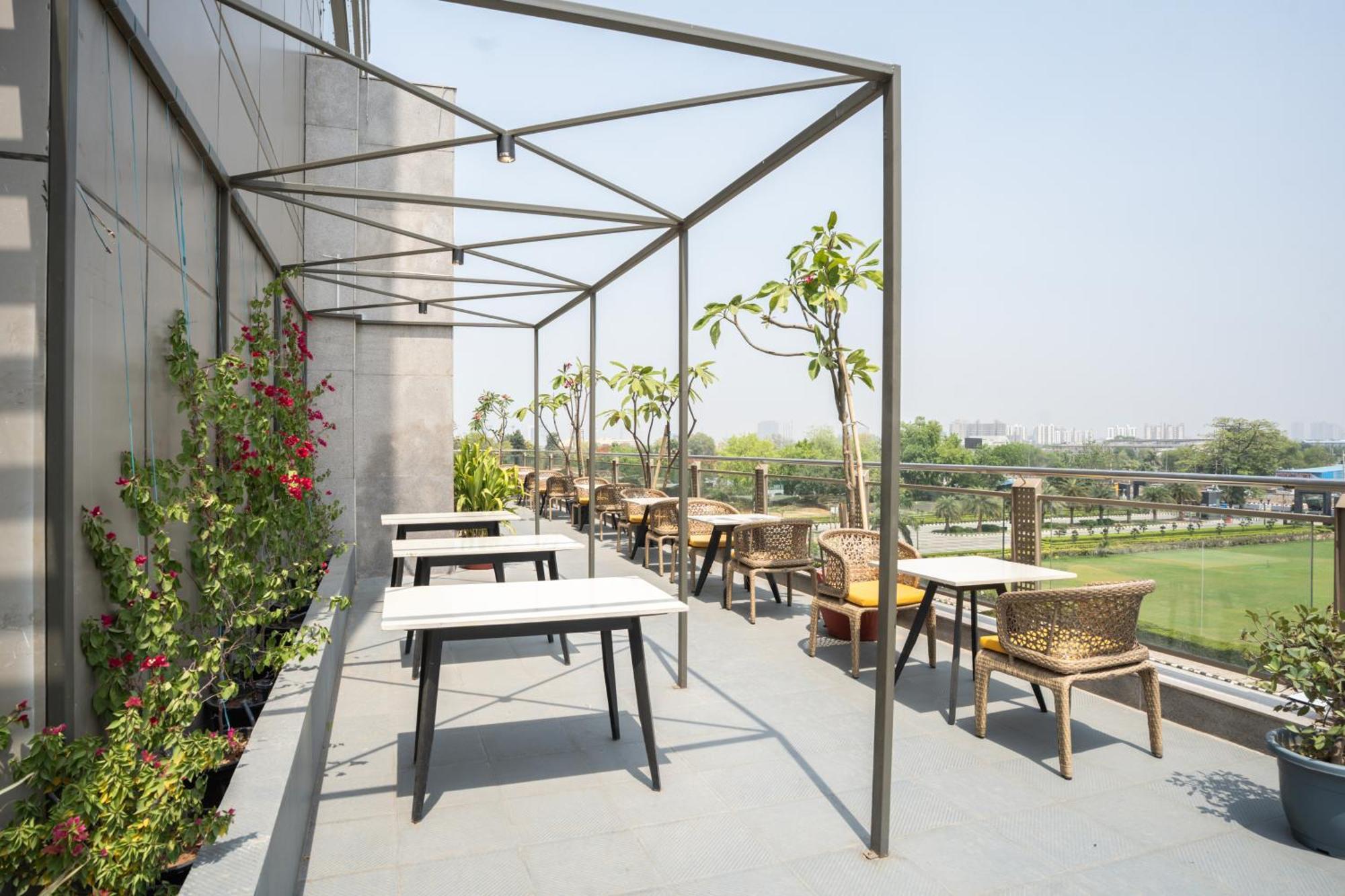 Ar Suites Klj Square คูร์เคาน์ ภายนอก รูปภาพ