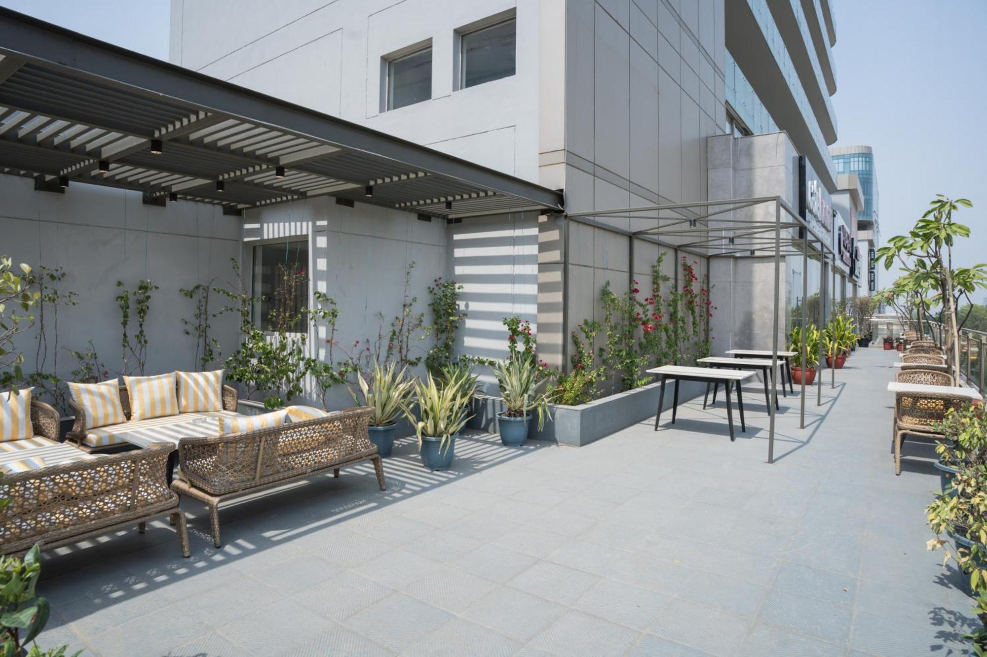 Ar Suites Klj Square คูร์เคาน์ ภายนอก รูปภาพ